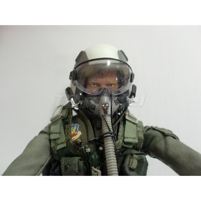 piloto-caza-completo-1-3.jpg