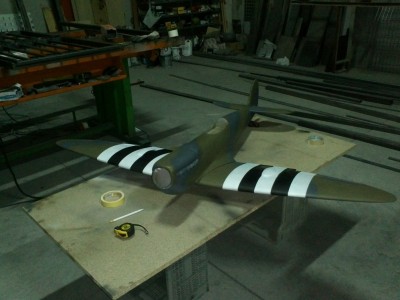 bandas de fuselaje en alas terminadas.jpg