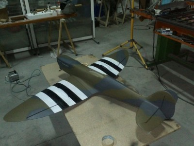 bandas de fuselaje en alas terminadas 1.jpg