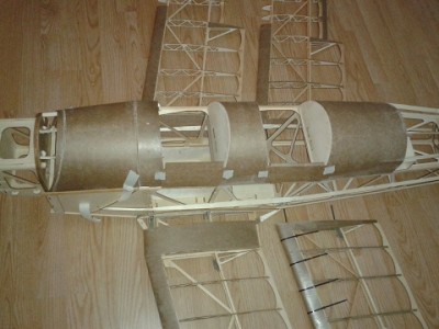 bucker 1.131 cabinas.jpg