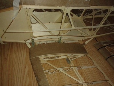 bucker 1.131 raiz ala.jpg