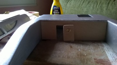 Puerta del habitaculo.jpg