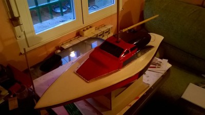 Con el mástil 2.jpg