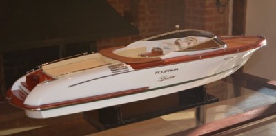 Riva Aquarama Aquariva Gucci_90cm.jpg