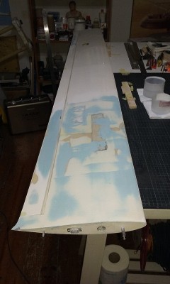 13ºcomprobacion de la rectitud del ala al empastecer, para despues pintarla (13).jpg