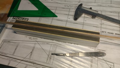 01 Cortar de la plancha, lijar rebaba.jpg