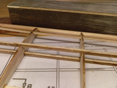 12 Larguero lijado.jpg