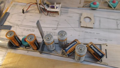 11 Celosía y pilas.JPG