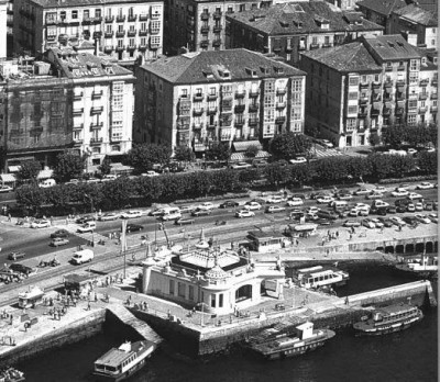 El Muelle. Palacete del Embarcadero 01.jpg